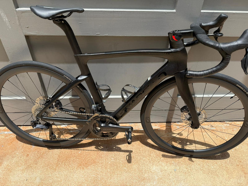 2023 Pinarello F7 Furious black 51.5 Garmin RS200 Pedals Included Pre-Owned